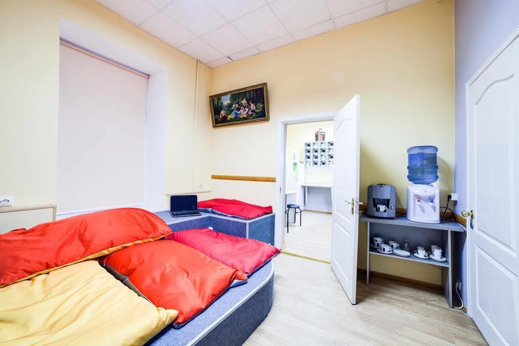 Night & Day Hostel Kijev Kültér fotó